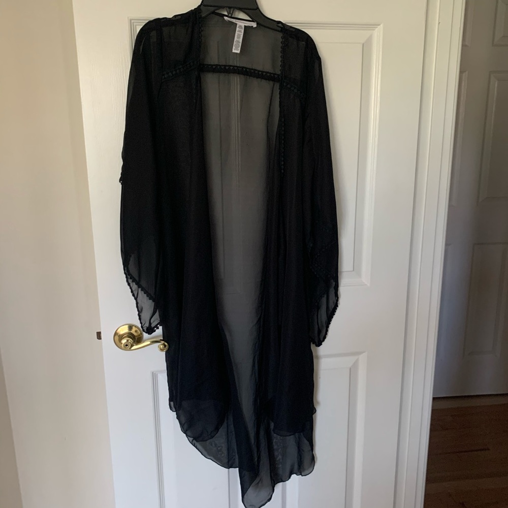 BCBG Generation kimono